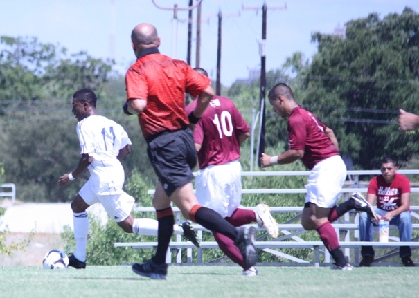 Brandon Head scored the game-winning goal on a penalty kick.