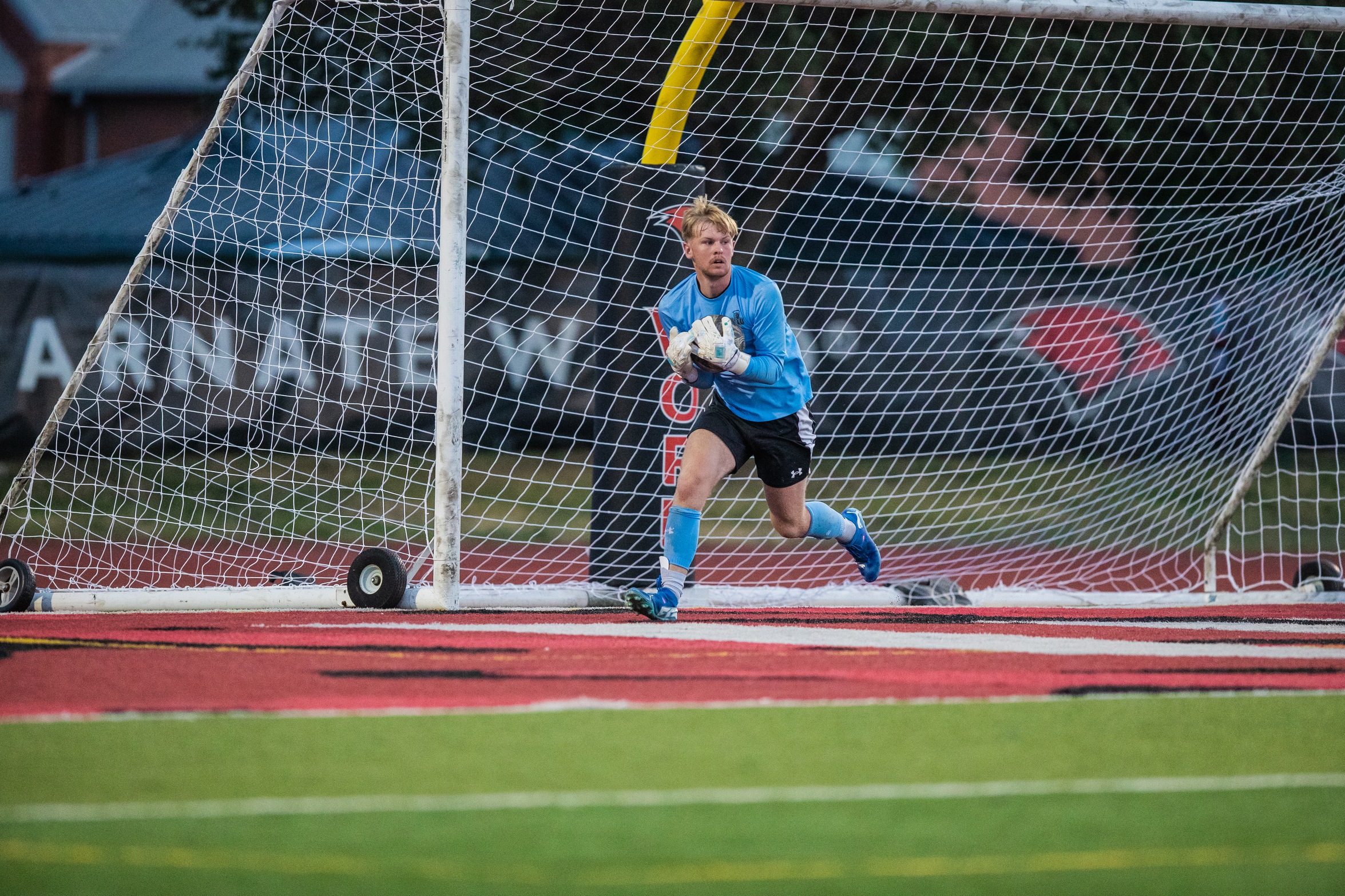 Averns Anchors Defense in Hard-Fought Match Against UIW