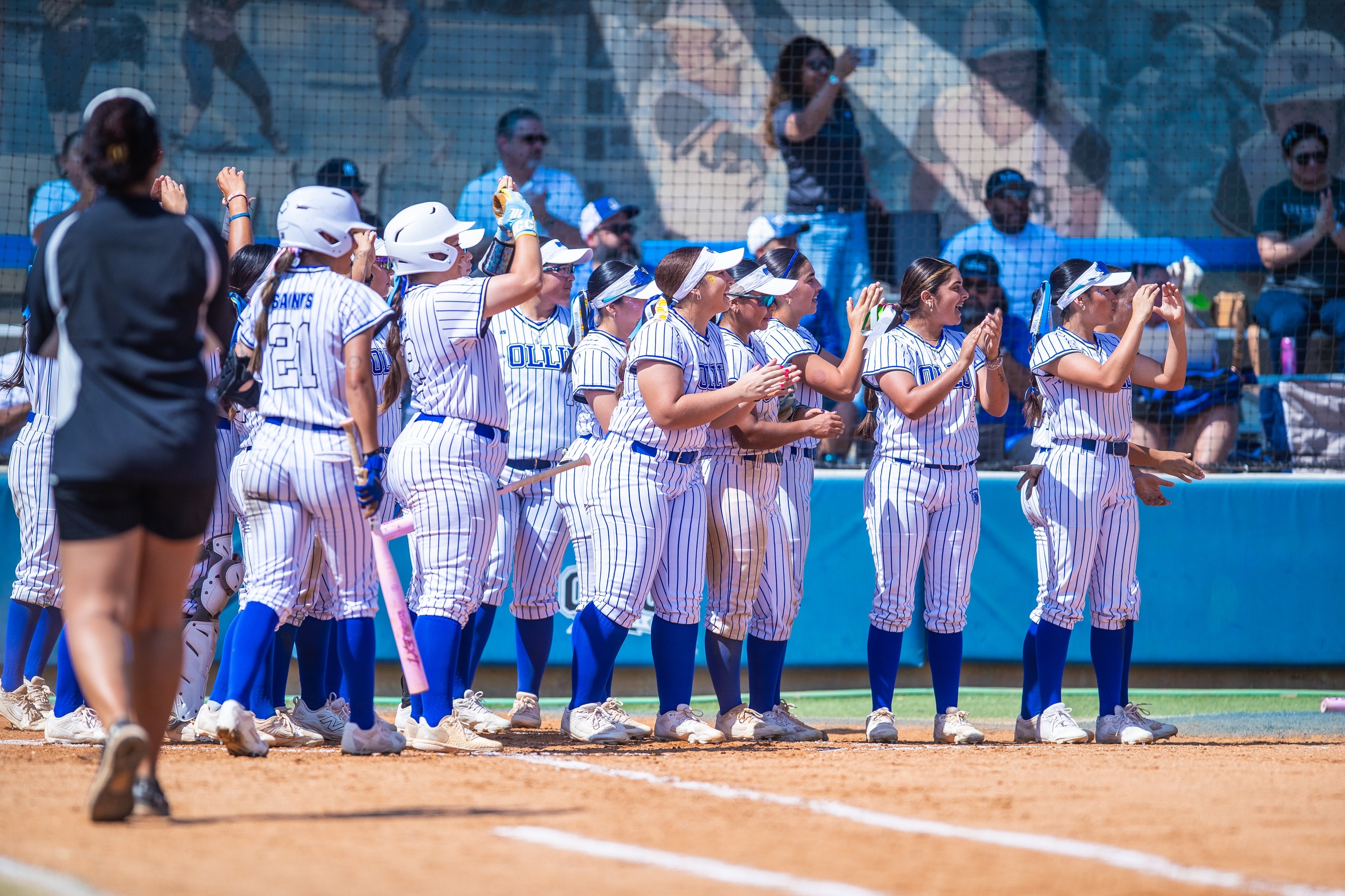 Softball To Oregon For NAIA Regionals