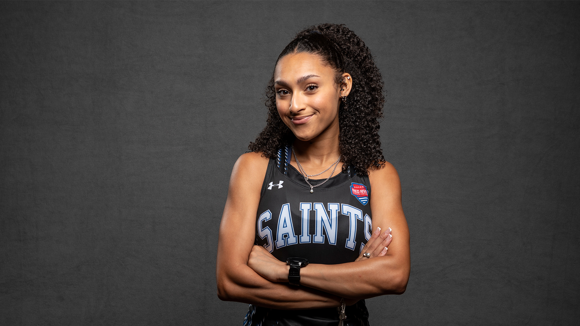 Sanai Robinson set an OLLU record in the 800m.